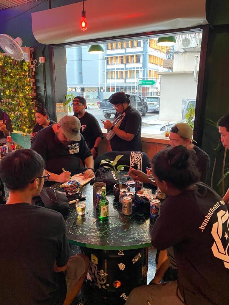 קוטה קינבלו H2 Worldpackers , The Social Hotel מראה חיצוני תמונה