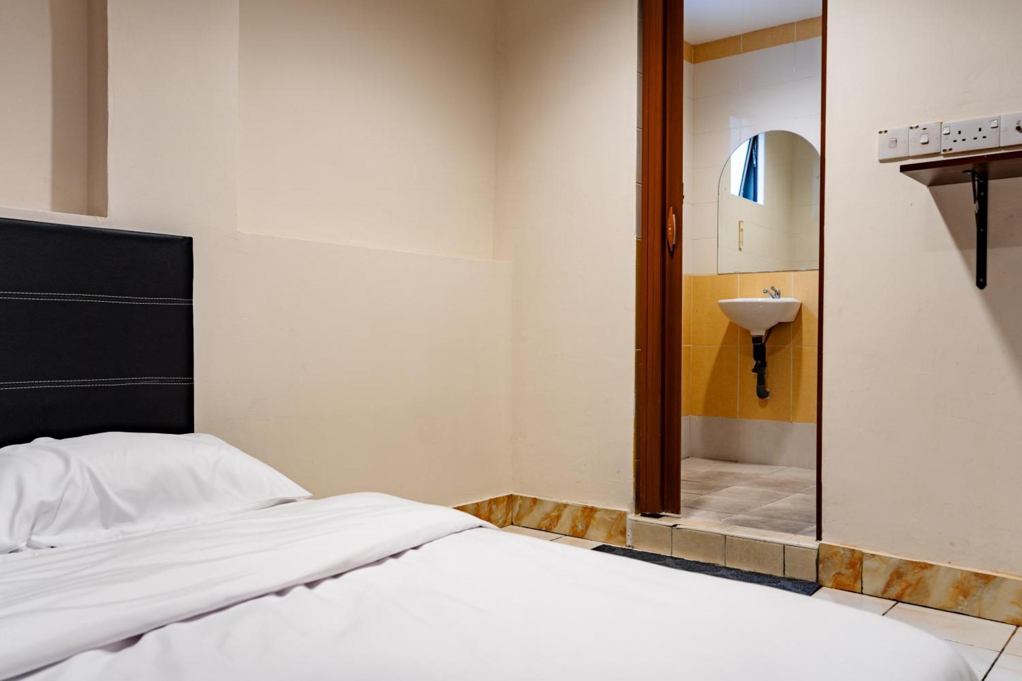 קוטה קינבלו H2 Worldpackers , The Social Hotel מראה חיצוני תמונה
